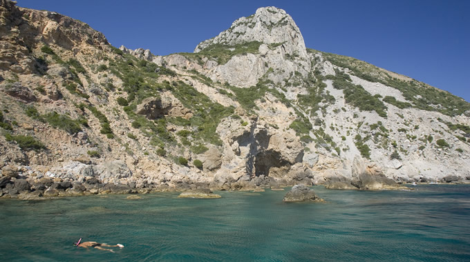 A boat ride around the promontory.