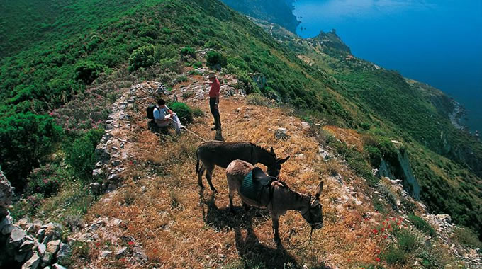 Hiking from Capo d’Uomo